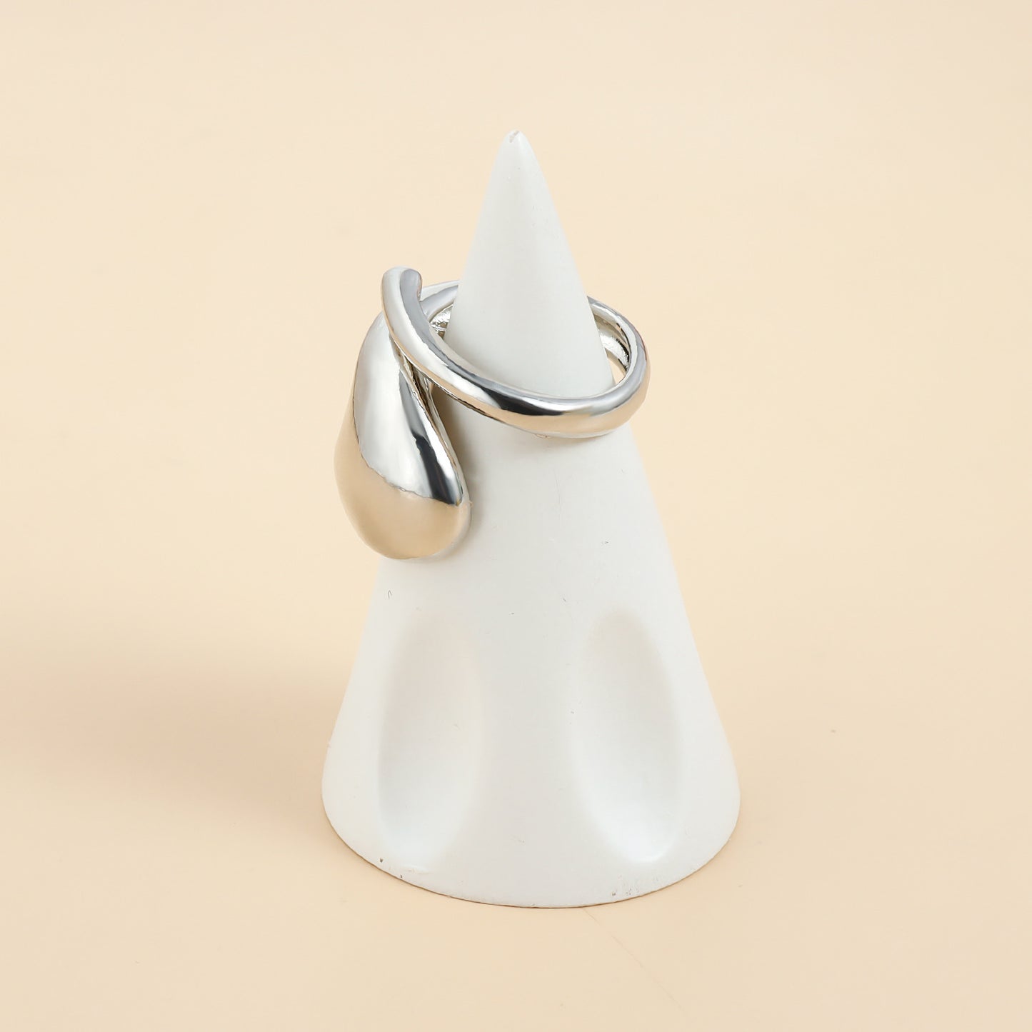 Geometric Open-Adjustable Ring for Women with Metallic Finish and Plated Surface