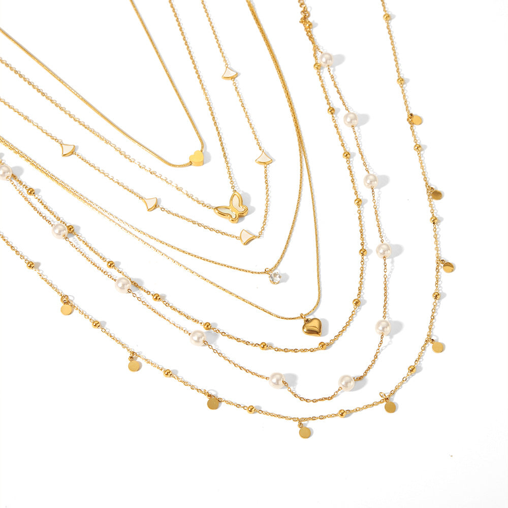 Minimalist Heart-Shaped Titanium Steel Necklace with Pearl and Shell Pendant, Gold-Plated, Fringe Detail, Unisex Fashion Jewelry