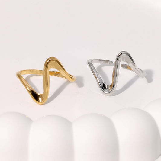 Anillo abierto minimalista geométrico de acero inoxidable para mujer con acabado chapado y diseño de líneas limpias
