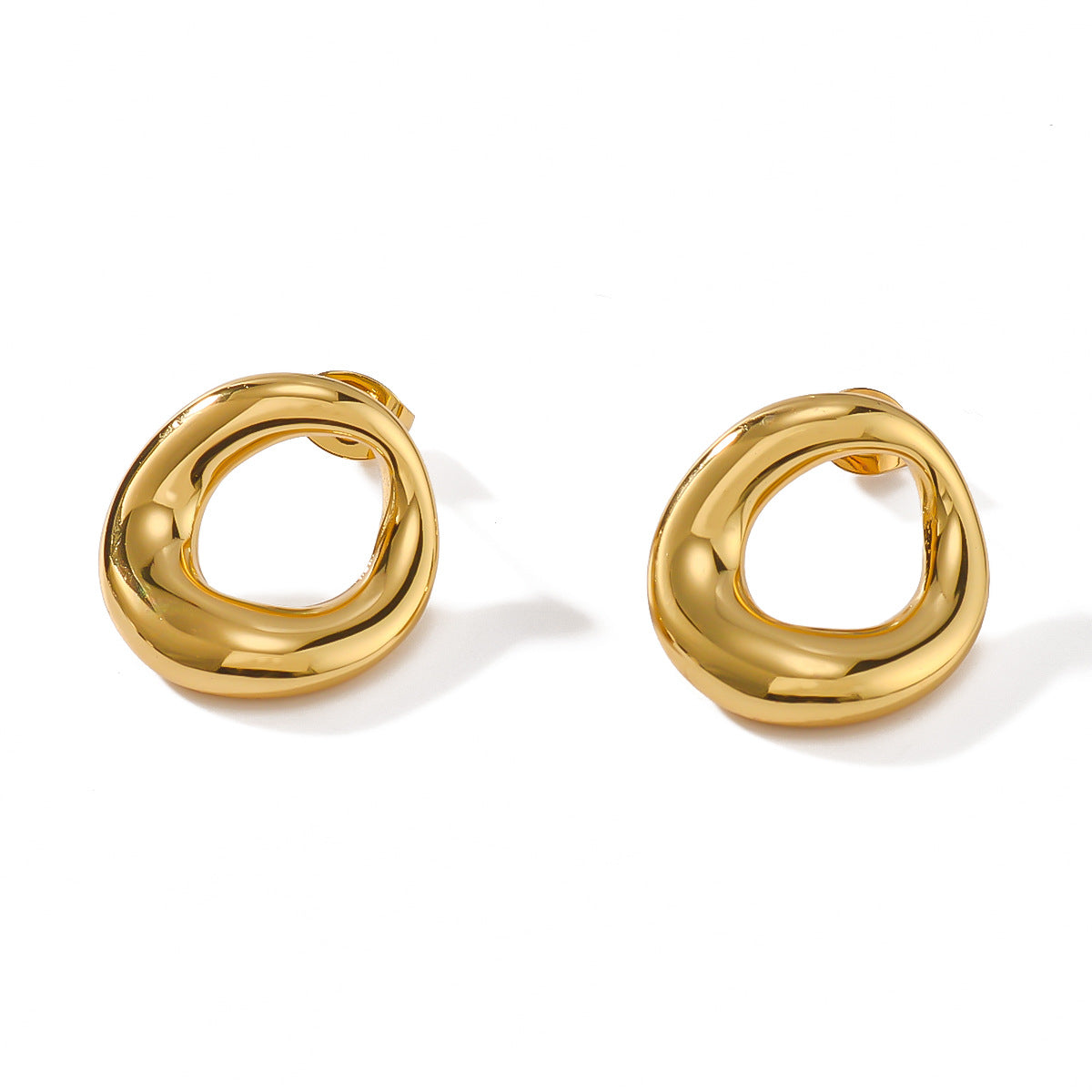 Minimalist Round Stainless Steel Gold-Plated Earrings for Women with Vacuum Electroplating Finish