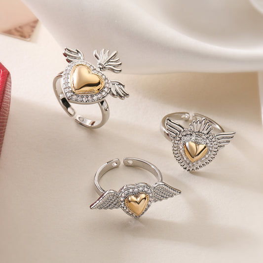 Anillo Minimalista Geométrico de Ala en Forma de Corazón para Mujer de Cobre con Baño de Circonitas Microengastadas