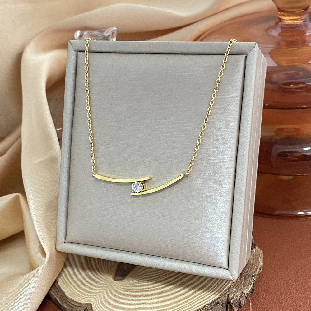 18K Gold Plated Titanium Steel Heart Cartoon Leaf Necklace with Ethnic Elements