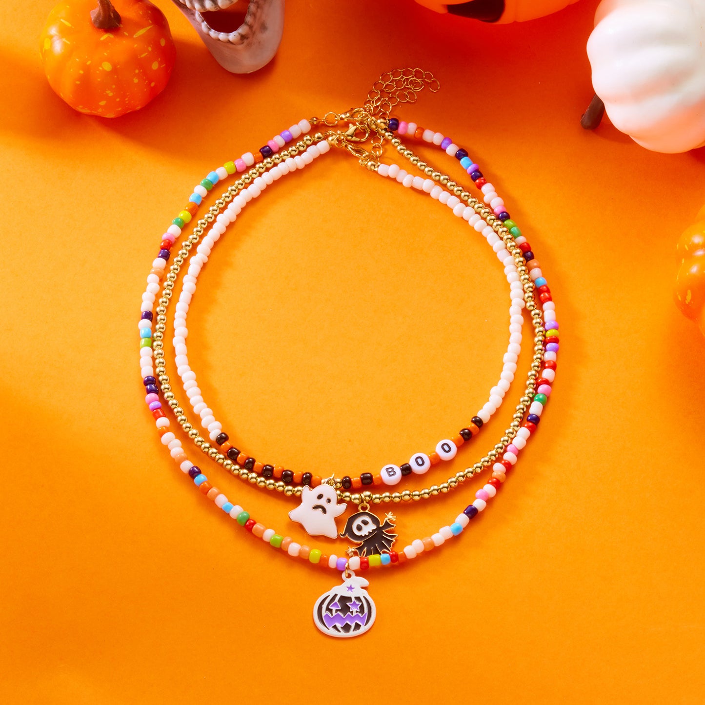 Collar Gargantilla Fantasma y Calabaza de Halloween con Colgante de Aleación, Cuentas de Arroz de Colores Multicapa, Estilo Bohemio Artesanal
