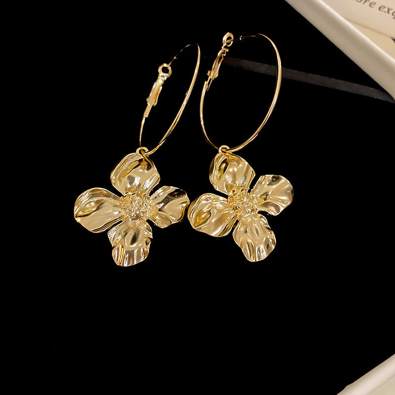 Pendientes Chic de Borla Floral para Mujer con Postes de Plata de Ley 925 y Base de Cobre Bañado