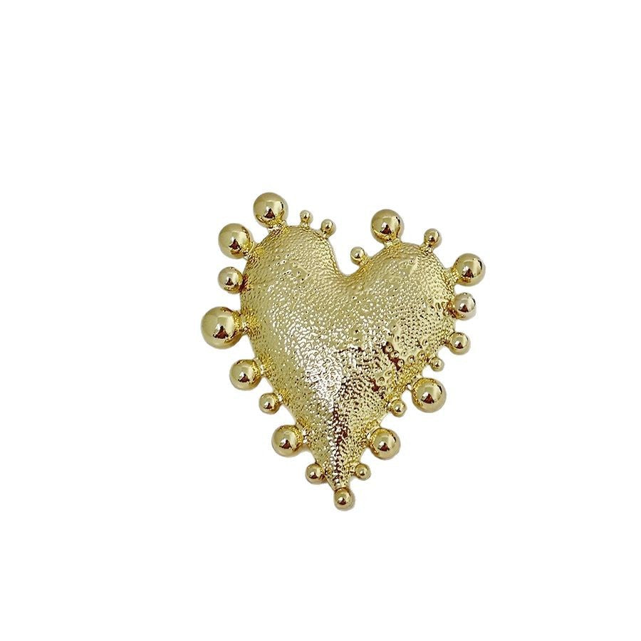 Vintage Luxury Heart Shaped Plated Alloy Wide Cuff Bracelet for Women