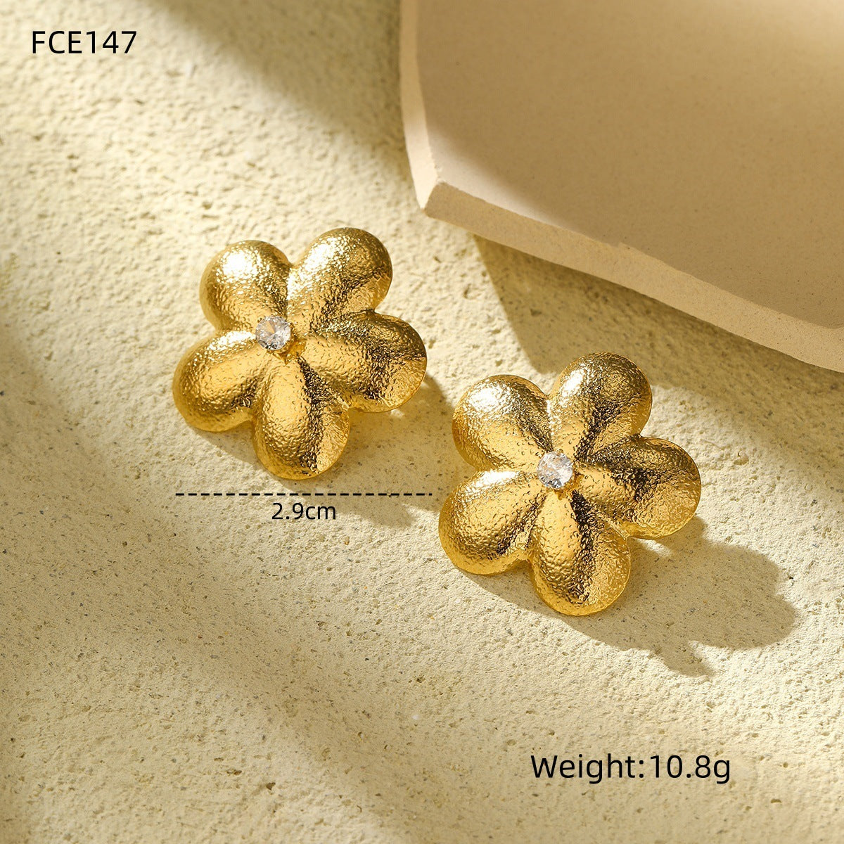 Set Anello e Orecchini in Acciaio Inox Floreale Vintage con Intarsio di Zirconi da Donna