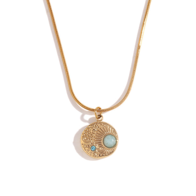 Collar Pendiente Geométrico Vintage de Acero Inoxidable con Chapado en Oro de 18K e Incrustaciones de Pedrería de Cielo Estrellado del Zodíaco para Mujer