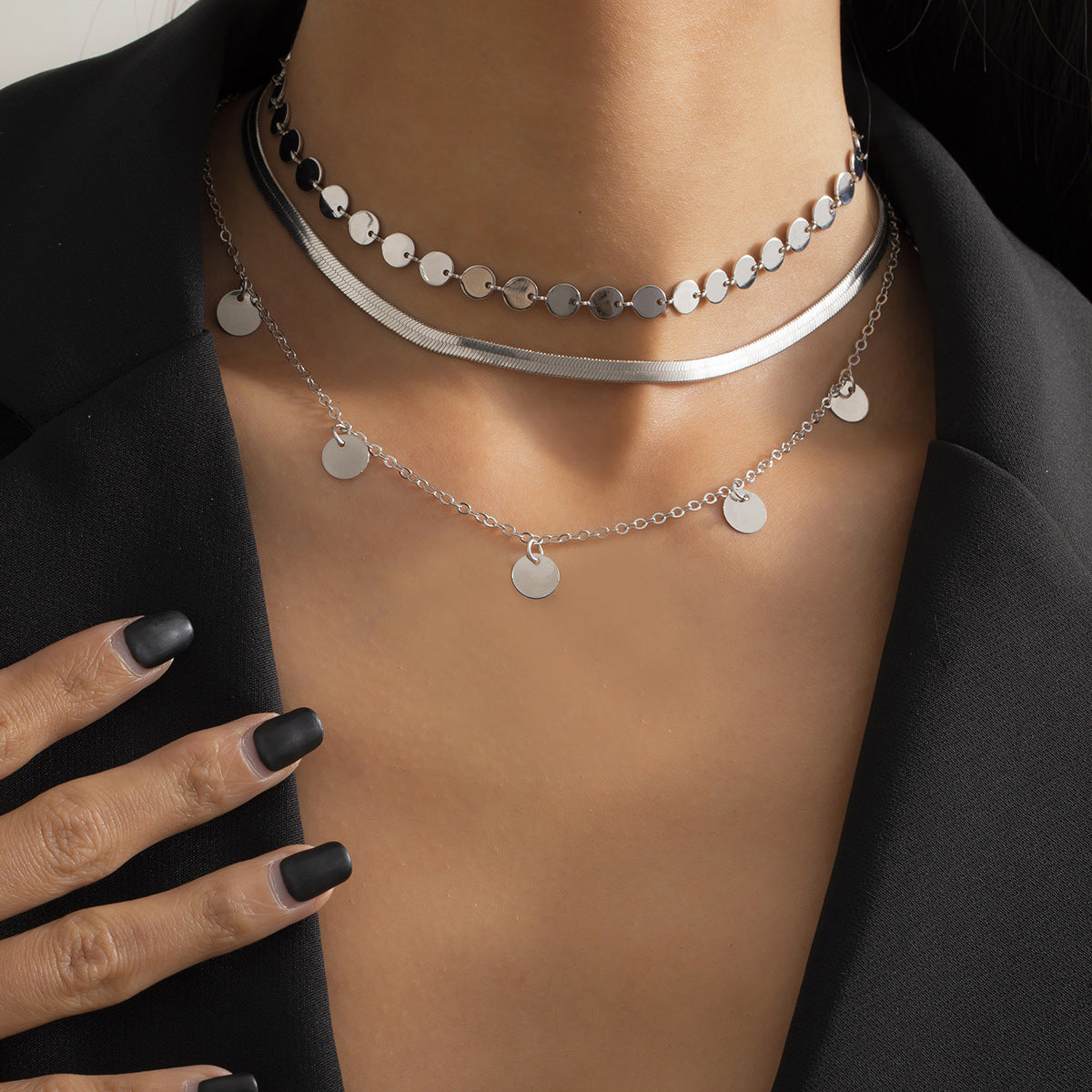 Minimalist Round Geometric Alloy Plated Pendant Necklace with Curb Chain for Women