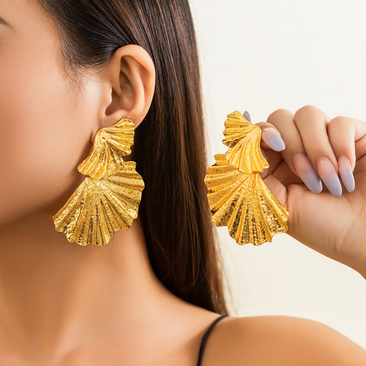 Pendientes Punk con Hojas de Ginkgo en Aleación de Zinc con Baño de Oro para Mujer