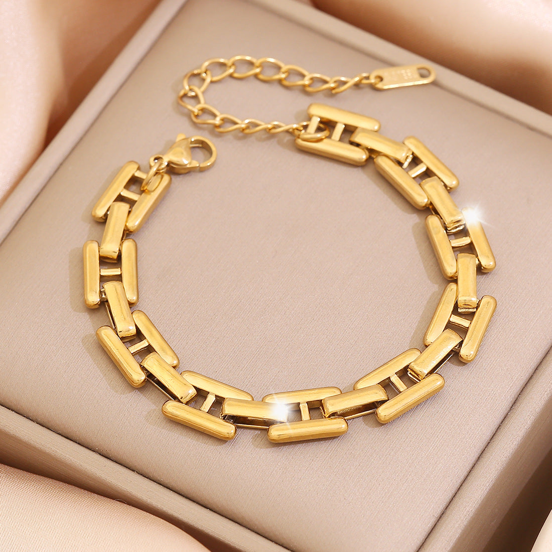 Playful Pig Nose Bracelet in Stainless Steel with Geometric Design and Plated Finish for Women
