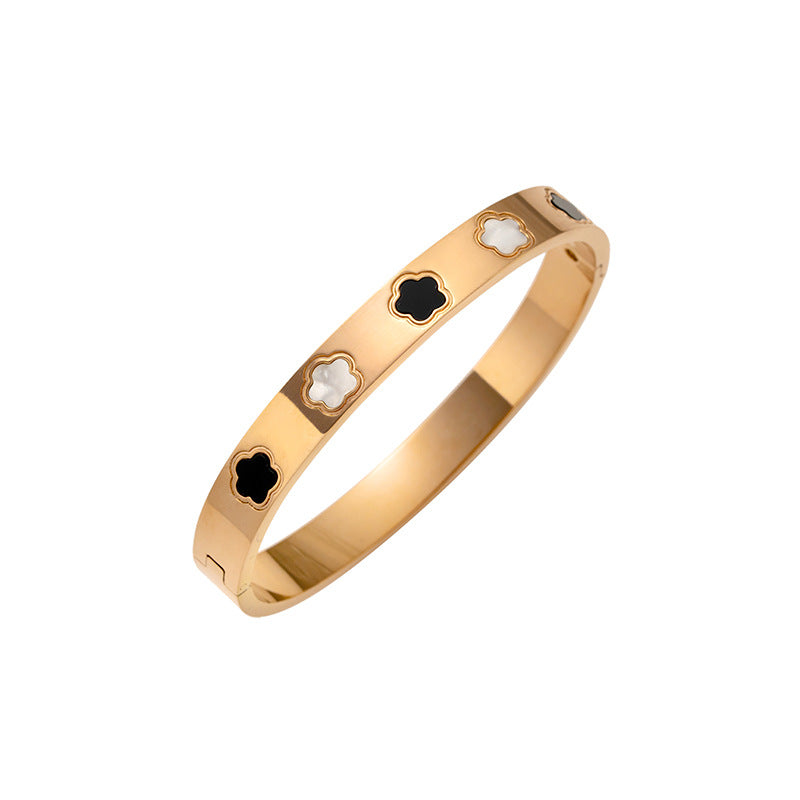 Bracciale da donna minimalista con quadrifoglio 3D in madreperla e acciaio inossidabile
