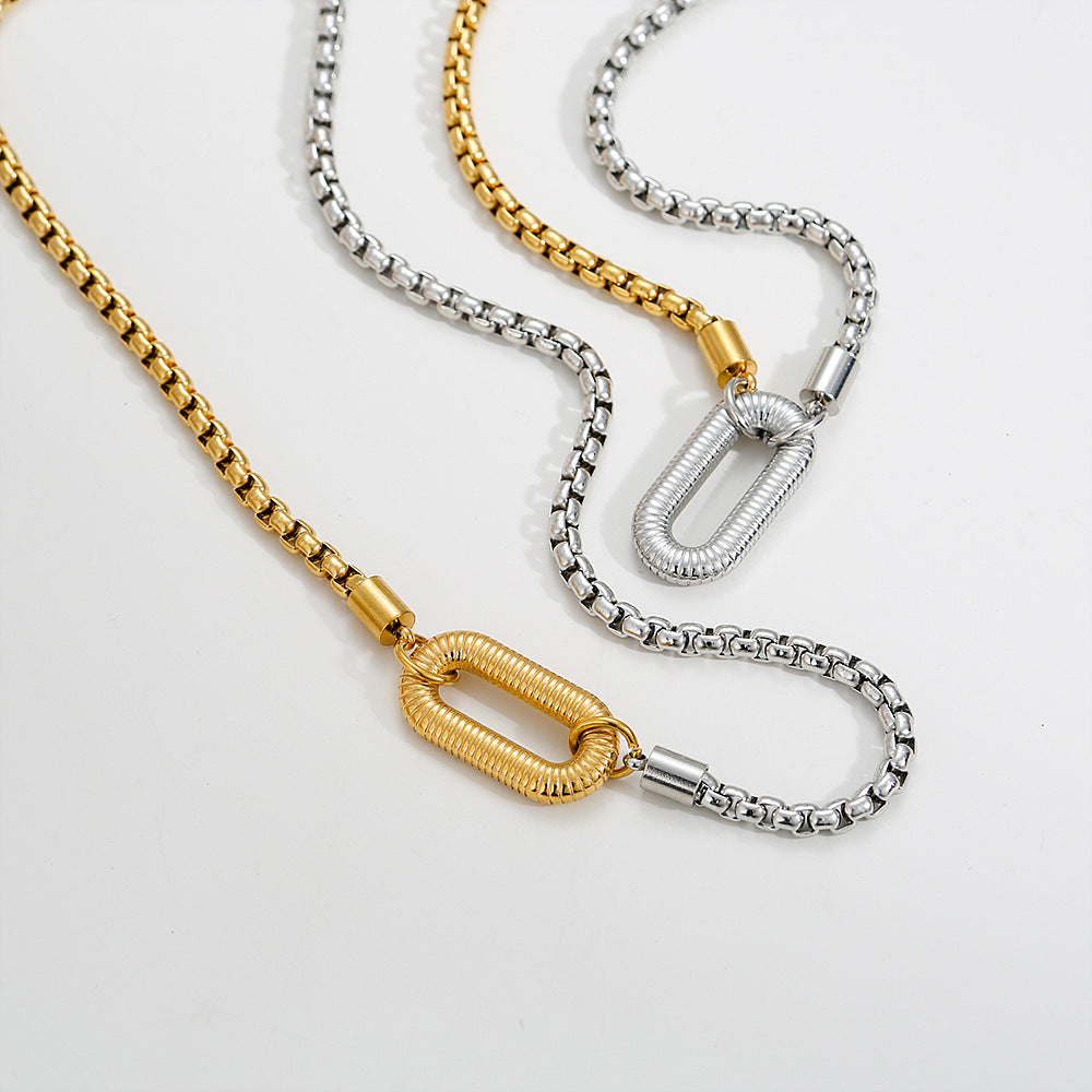 Collana Minimalista di Lusso in Acciaio Inossidabile Placcato Oro 18K con Pendente a U e a Goccia e Catena di Perle