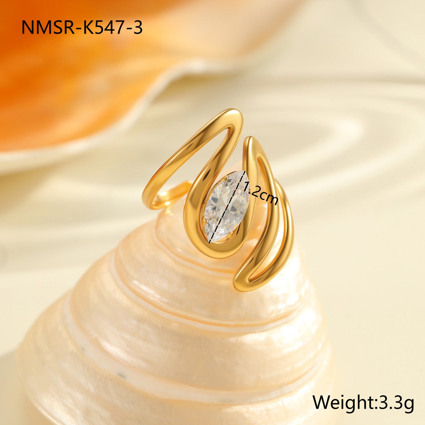 Anillo Minimalista Geométrico de Acero Inoxidable con Baño de Oro de 18K y Detalles de Zirconia para Mujer