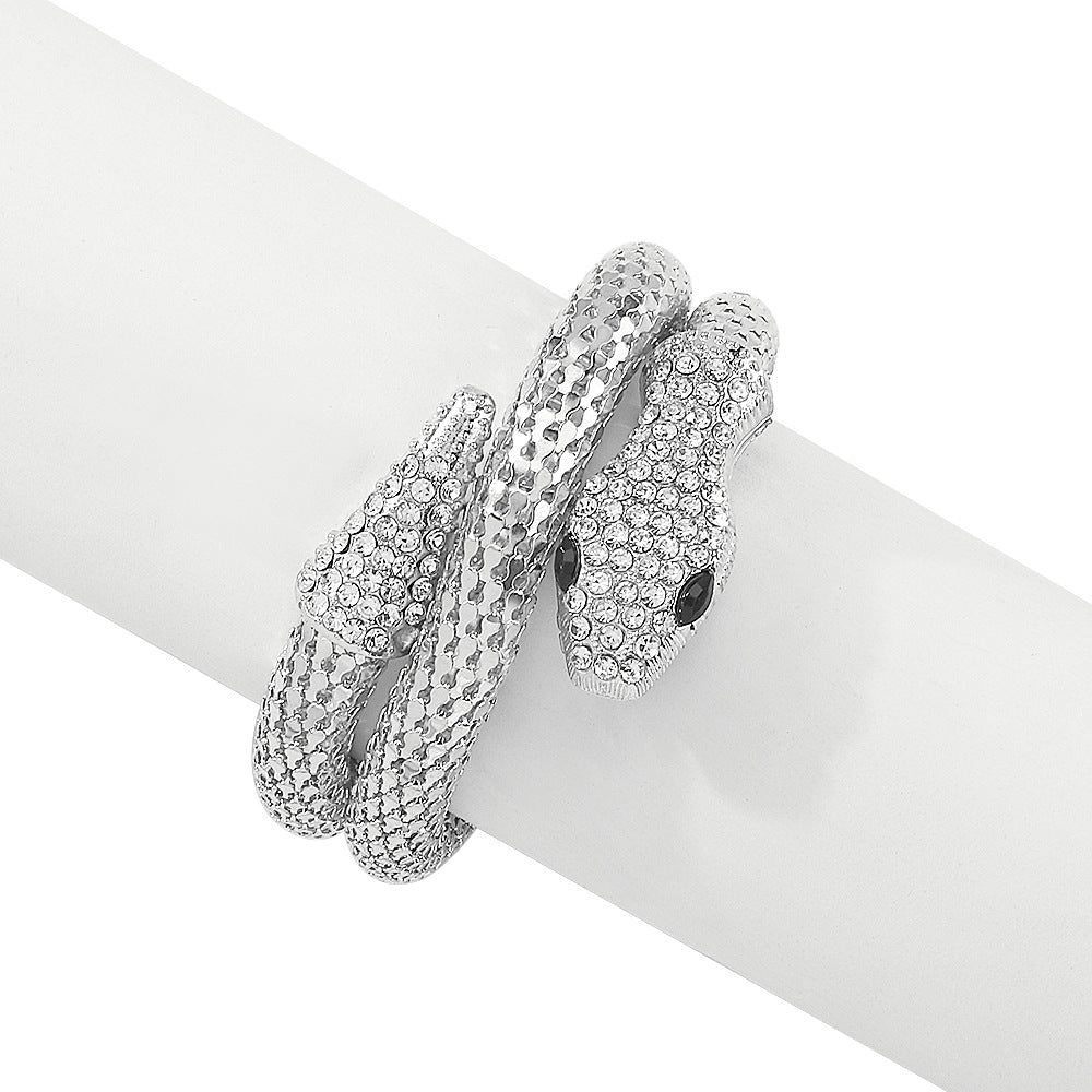 Pulsera de cadena en O geométrica dorada de varias capas para mujer, estilo dulce y moderno, pulsera de aleación chapada, joyería de moda para recuerdo de viaje