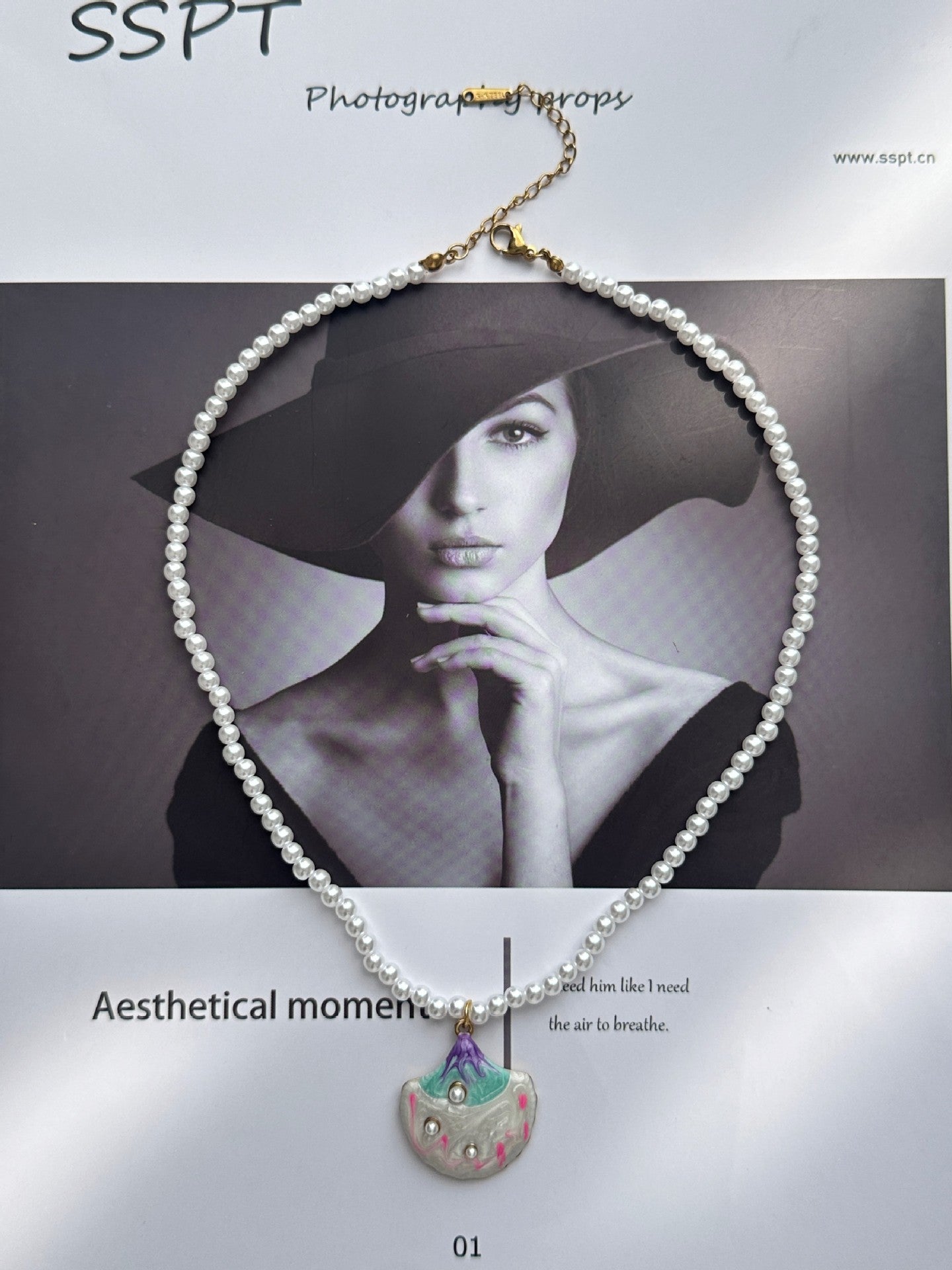 Casual Floral Stainless Steel Necklace with Pearl and Shell Pendant for Women