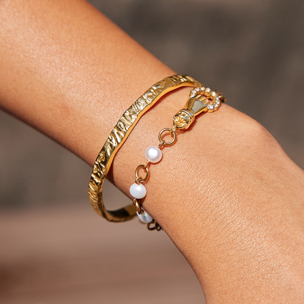 Bracciale da donna in acciaio inossidabile placcato oro 18 carati con motivo geometrico rotondo alla moda