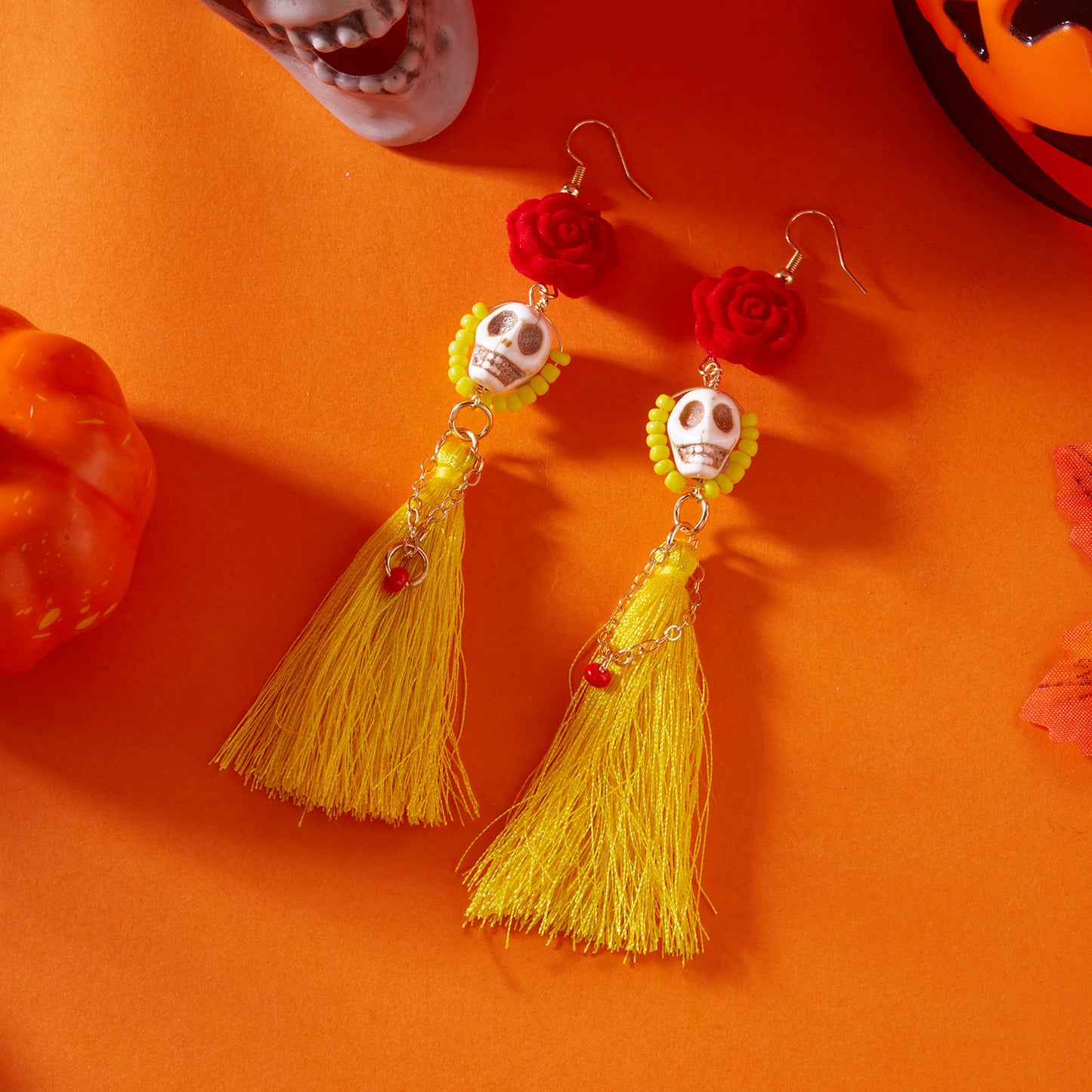 Orecchini con teschio di Halloween in resina con nappe, forme geometriche e di insetti, orecchini pendenti alla moda fatti a mano per le donne