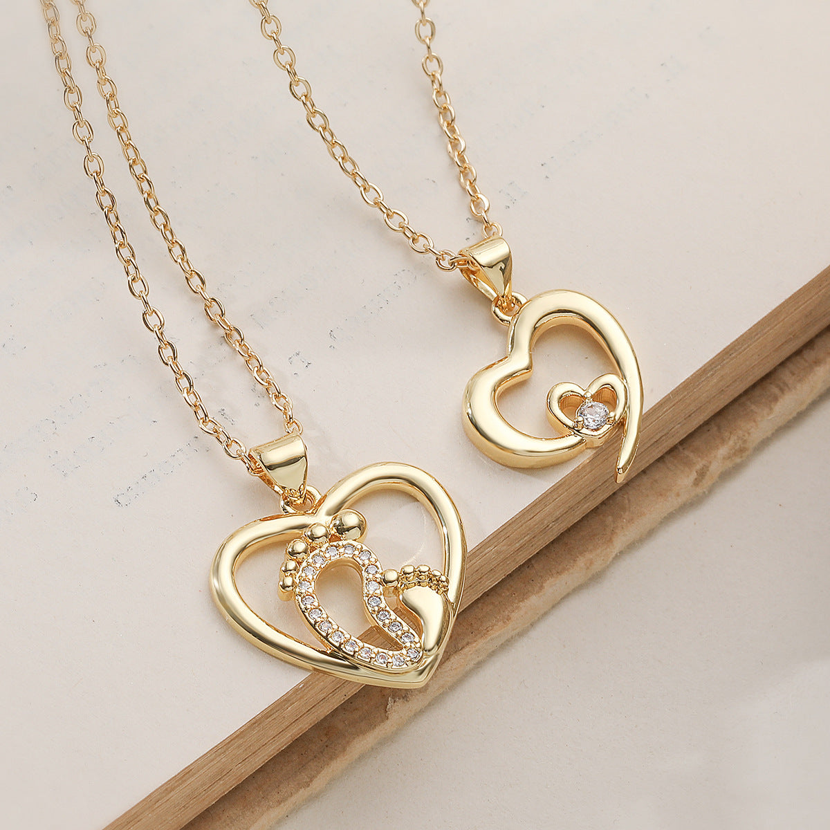 Minimalist Geometric Hollow Heart Brass Pendant Necklace for Women