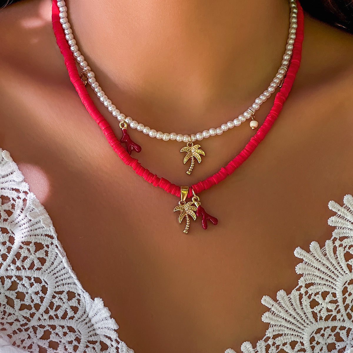 Collana Bohemien Floreale Placcata in Lega con Perle Imitazione e Intarsi in Conchiglia da Donna