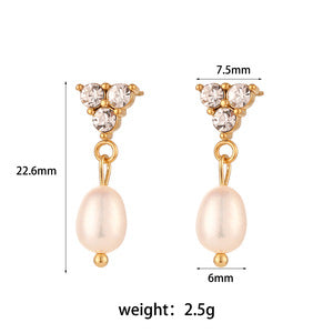 Orecchini a perno minimalistici a stella a cinque punte da donna in acciaio inossidabile con placcatura in oro 18 carati e finitura smaltata