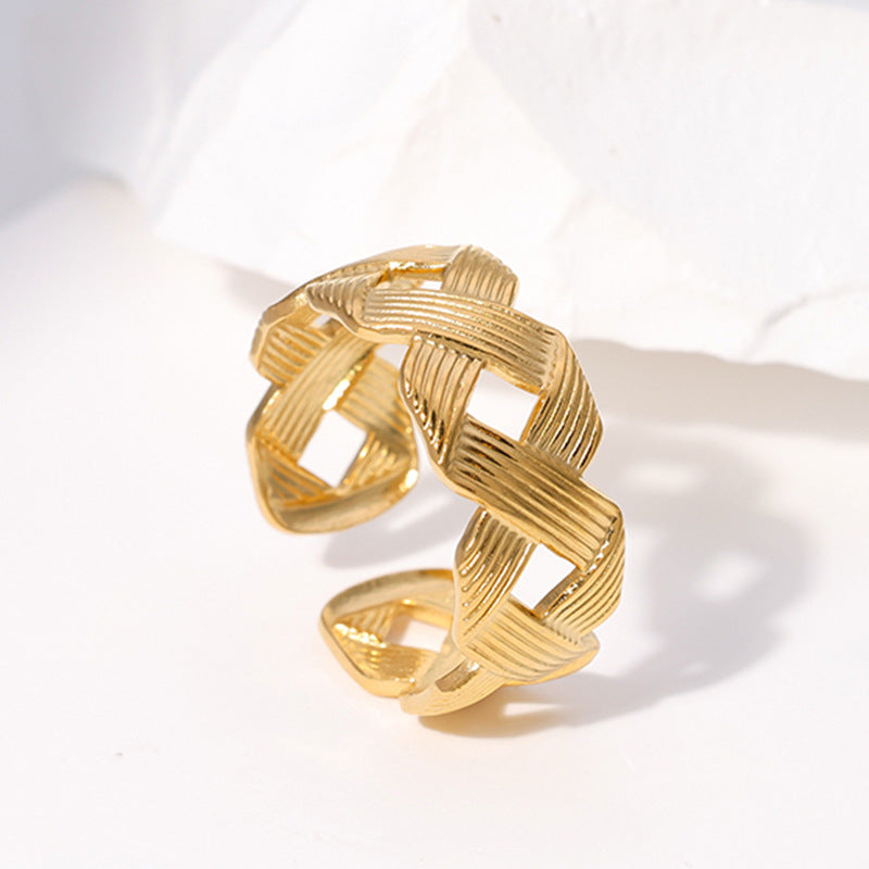 Minimalist Titanium Steel Leaf and Heart Shape Open Ring for Women with Plated Finish