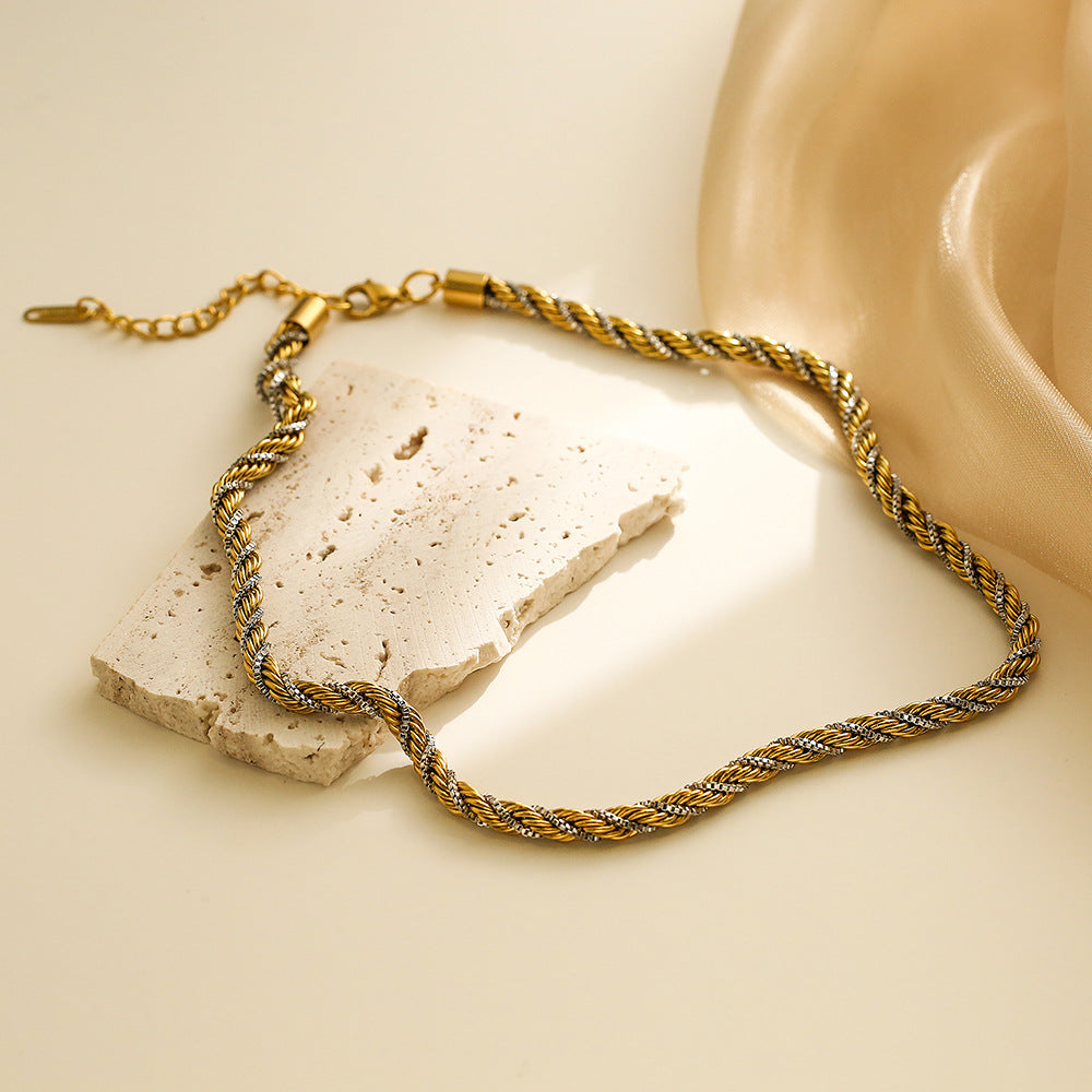 Minimalist Geometric Titanium Steel Necklace for Women with 18K Gold Plating, Hypoallergenic Clavicle Chain