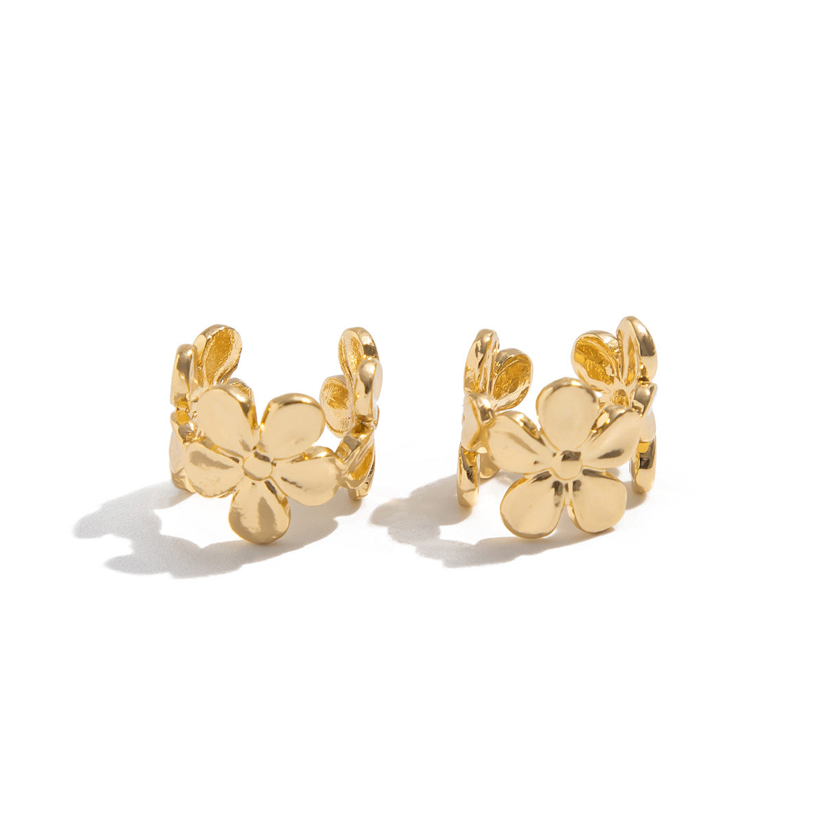 Minimalist Floral Ocean-Inspired Ear Cuff for Women Made of Alloy with Plated Finish No-Piercing Scallop Star Moon Design