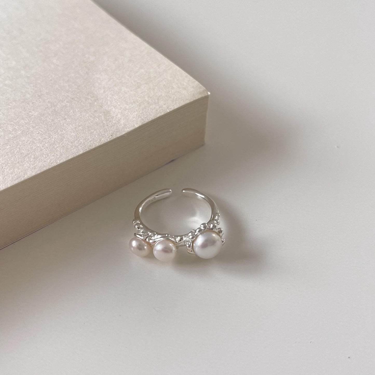 Minimalist Sweet 925 Sterling Silver Round Pearl Ring Vintage Finish