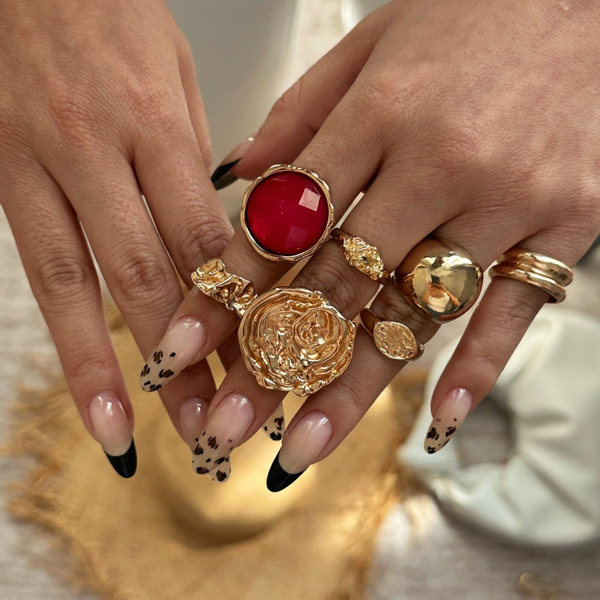 Minimalist Geometric Irregular Molten Texture Plated Alloy Ring for Women