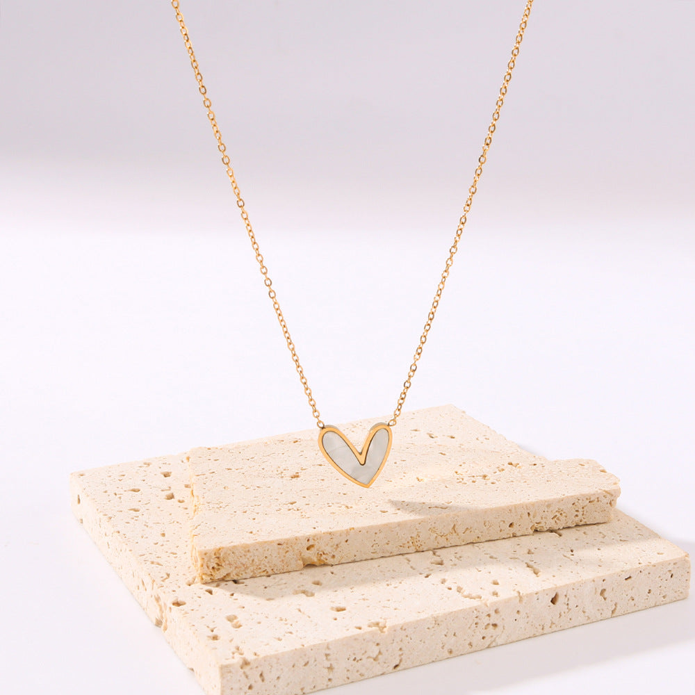 Asymmetrical Heart-Shaped Pendant Necklace in Titanium Steel with 18K Gold Plating for Women, Hypoallergenic and Tarnish-Resistant