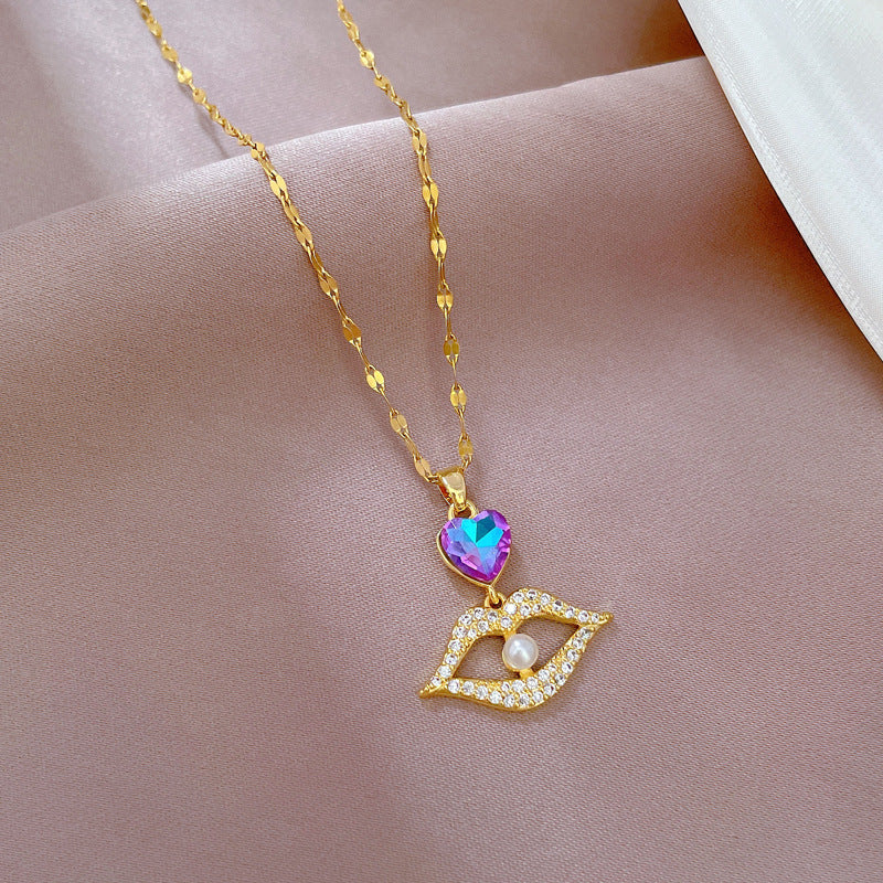 Minimalist Geometric Pearl Lips Necklace for Women with Titanium Steel Chain and Gold-Plated Copper Pendant