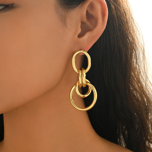 Pendientes Minimalistas Geométricos de Círculo Hueco para Mujer de Aleación de Zinc con Baño Ecológico