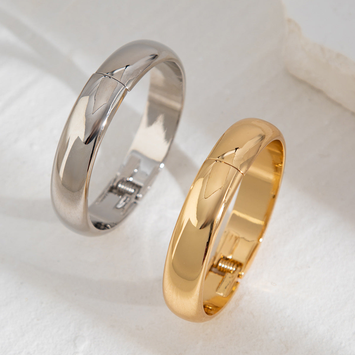 Elegant Oval Beaded Plated Alloy Wide Cuff Bracelet Set