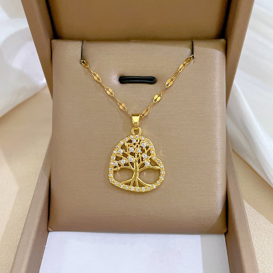 Collar colgante de árbol de corazón minimalista para mujer en acero de titanio con acabado chapado, delicada cadena para clavícula
