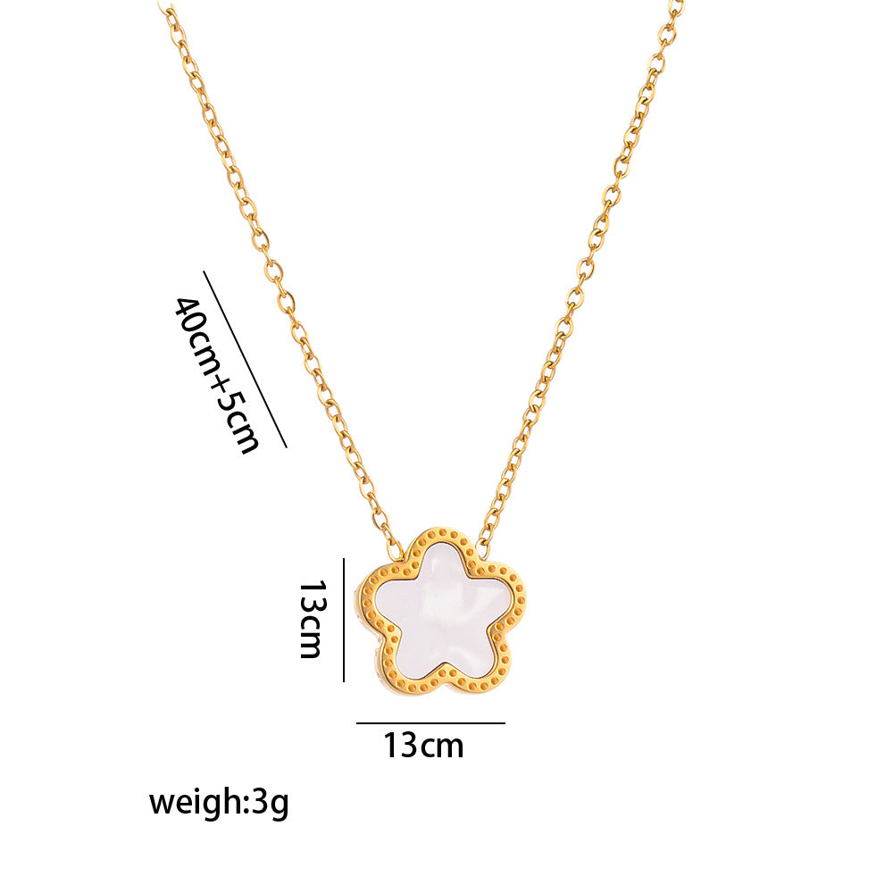 Collana pendente con fiore di pruno minimalista in madreperla da donna con intarsio di strass e catena a serpente in acciaio al titanio