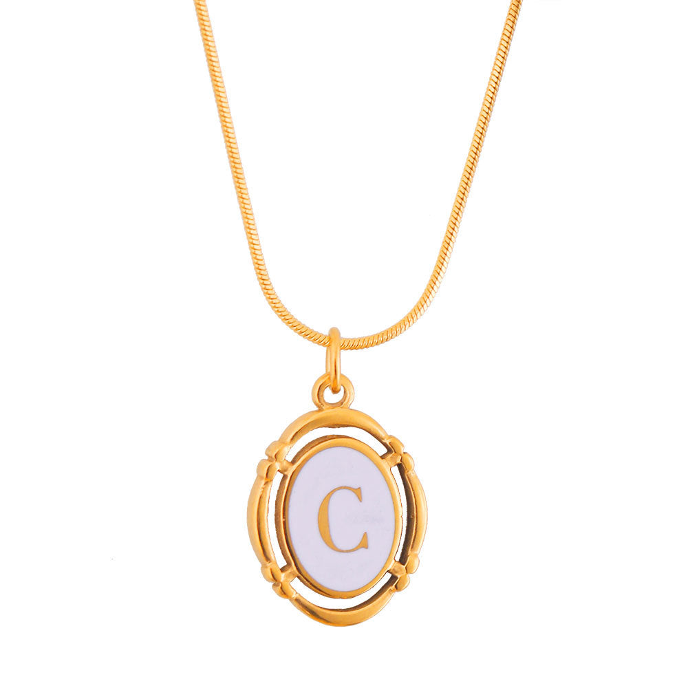 Collana con Pendente Ovale Minimalista a Forma di Lettera in Acciaio al Titanio Placcato Oro con Finitura Smaltata Unisex