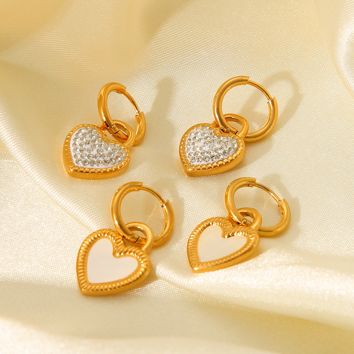 Fashion 18K Gold Plated Stainless Steel Heart Pendant Earrings with White Shell and Rhinestone for Women