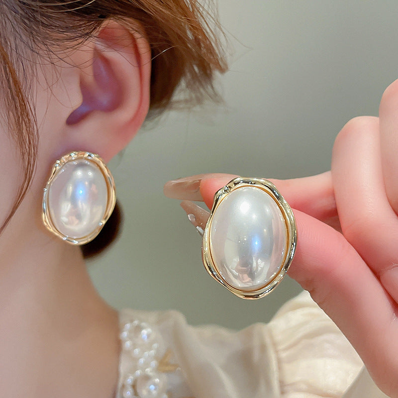 Orecchini a perno con perle stile vintage francese elegante con perni in acciaio placcato per donna, uso quotidiano, design rotondo geometrico minimalista, look di lusso