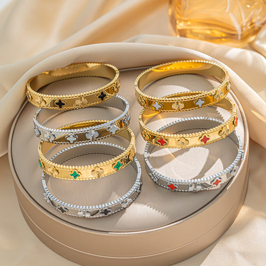 Fashion Minimalist Clover-Shaped Titanium Steel Bracelet with Mother-of-Pearl Inlay for Women