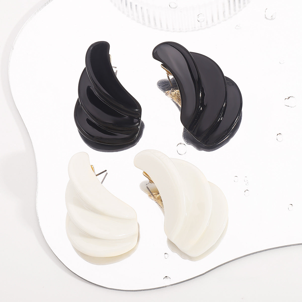 Pendientes minimalistas de aleación y resina con formas geométricas irregulares y acabado chapado para mujer, joyería de verano inspirada en la playa y las conchas marinas