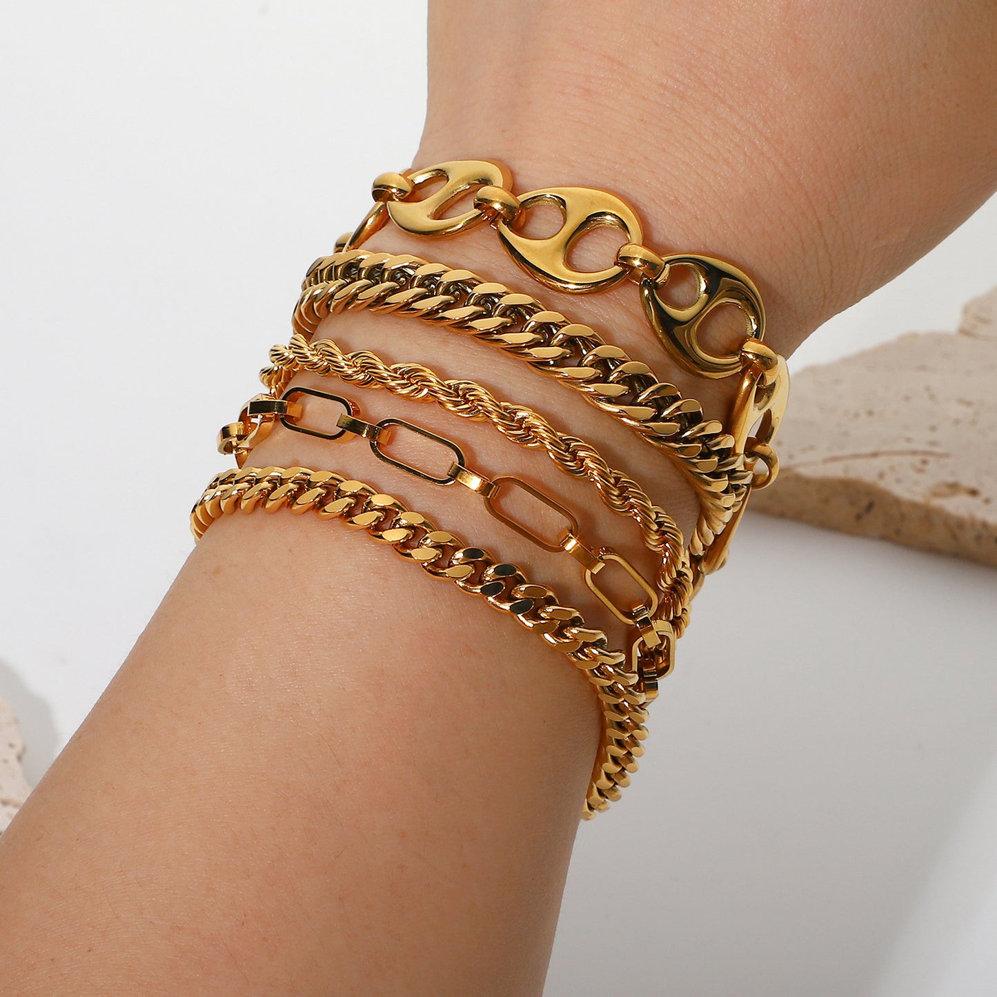 INS Style Women's Flat Cuban Snake Chain Bracelet Set in Stainless Steel with 18K Gold Plating and Letter Accent