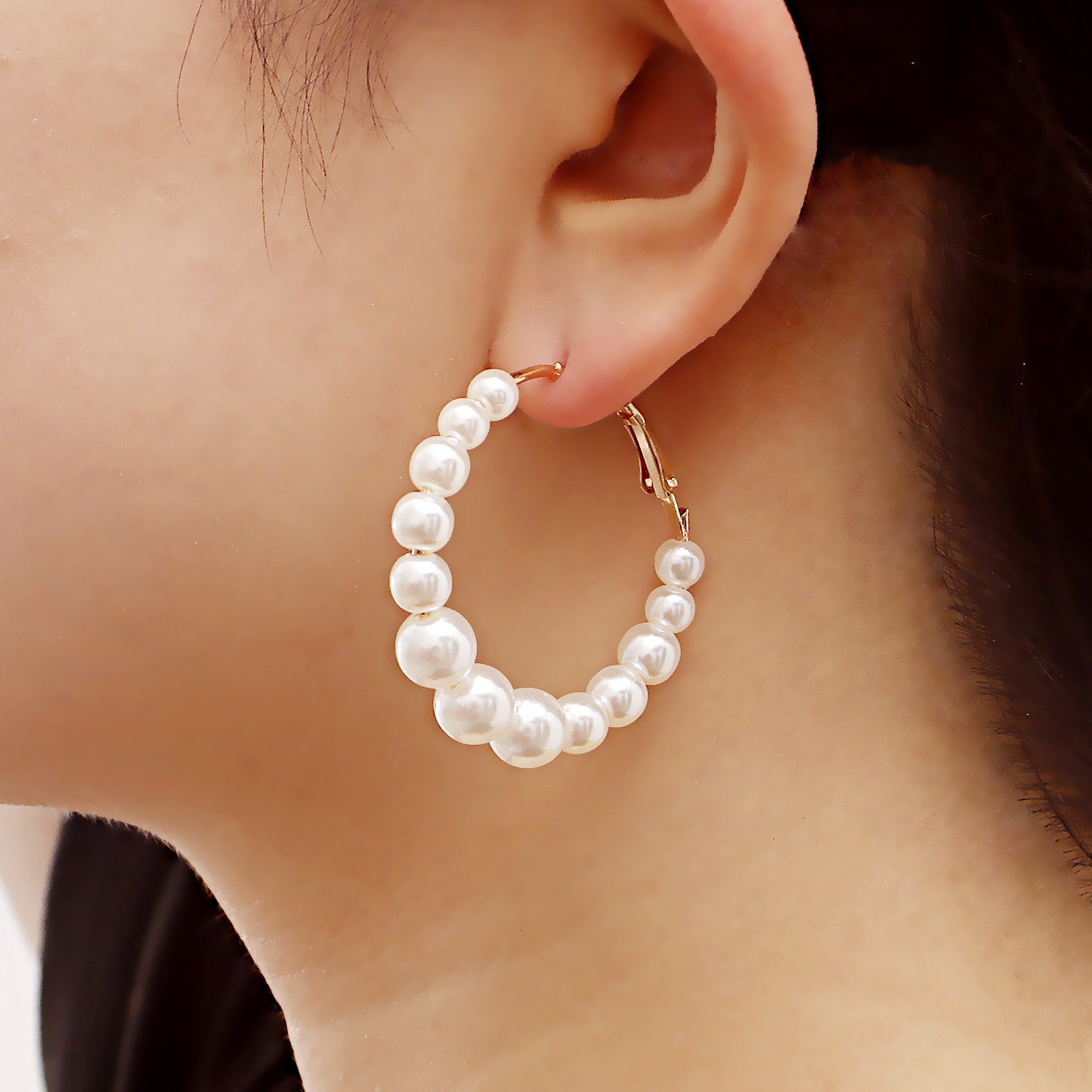 Minimalist C-Shaped Geometric Alloy Earrings with Baroque Pearl Accents for Women