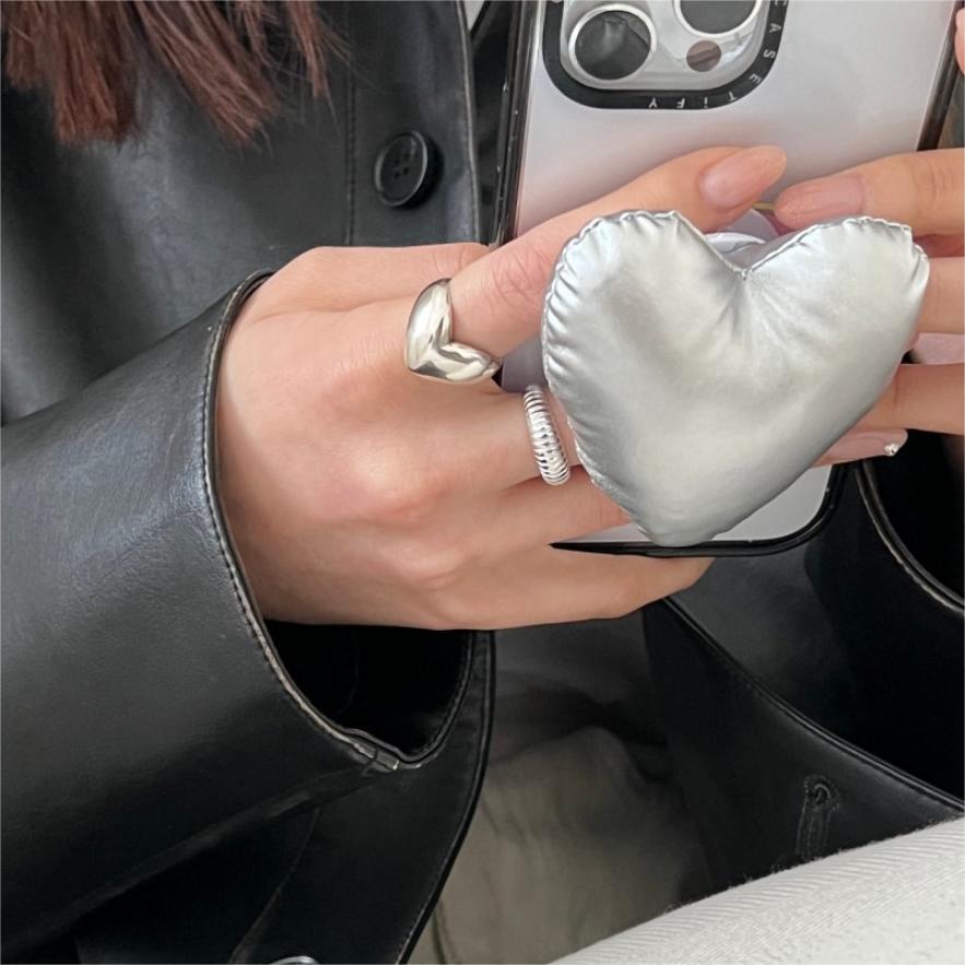 Anillo Minimalista con Forma de Corazón de Plata de Ley 925 con Acabado Pulido Liso para Mujer