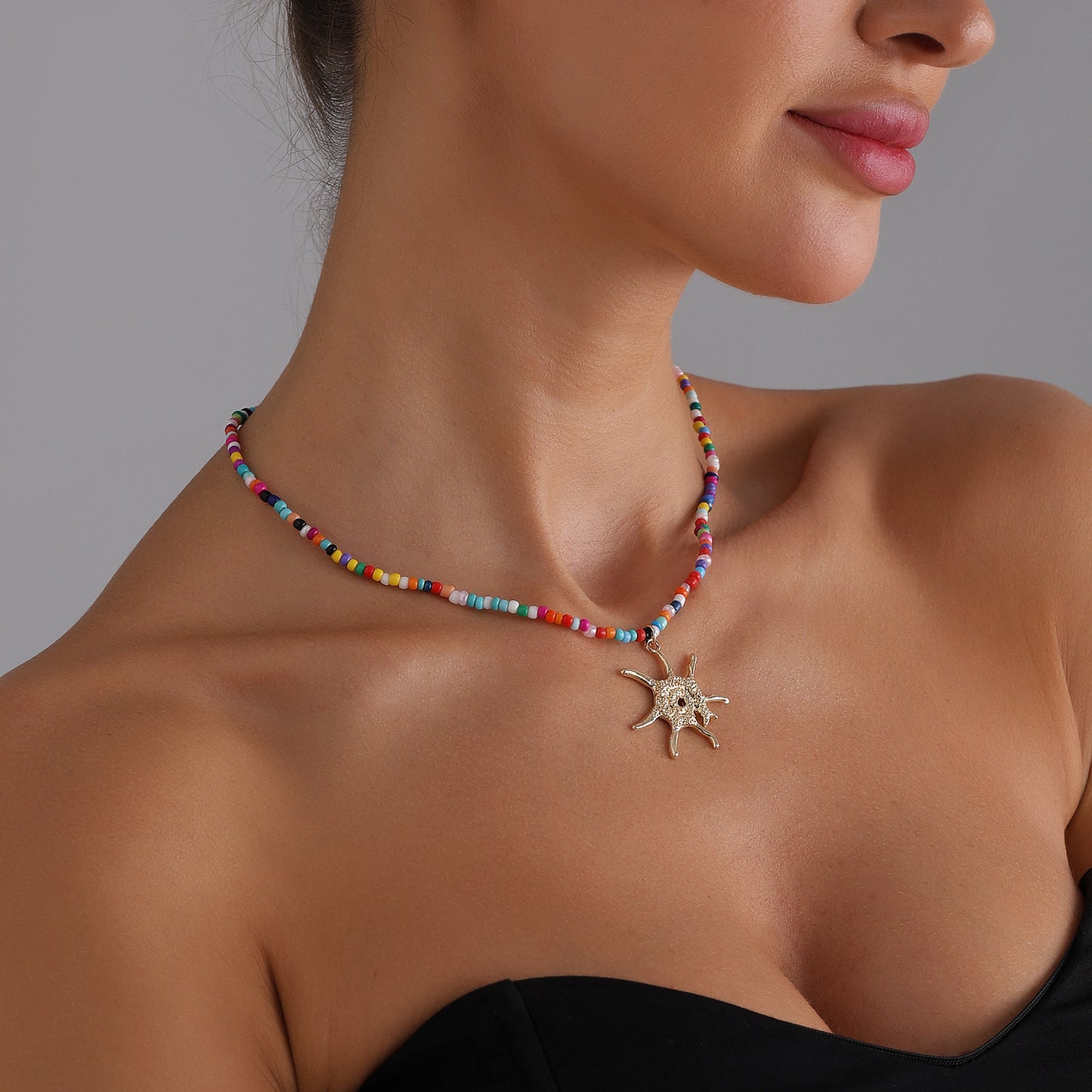 Bohemian Vintage Style Geometric Starfish Pendant Necklace for Women with Alloy Body and Electroplated Finish