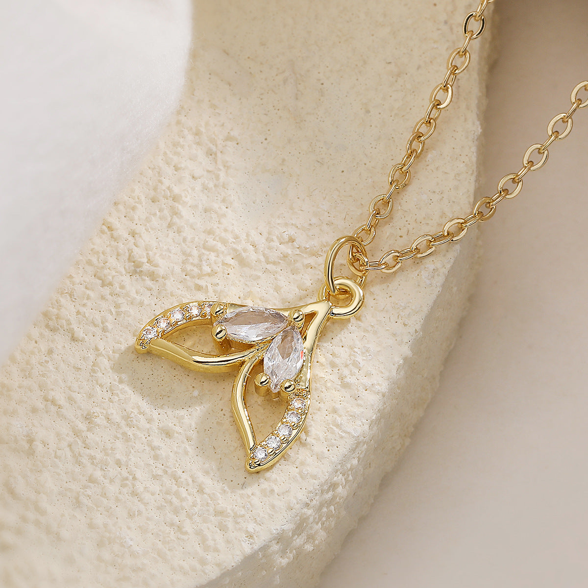 Minimalist 18K Gold Plated Brass Geometric Fish Tail Pendant Necklace with Cubic Zirconia for Women