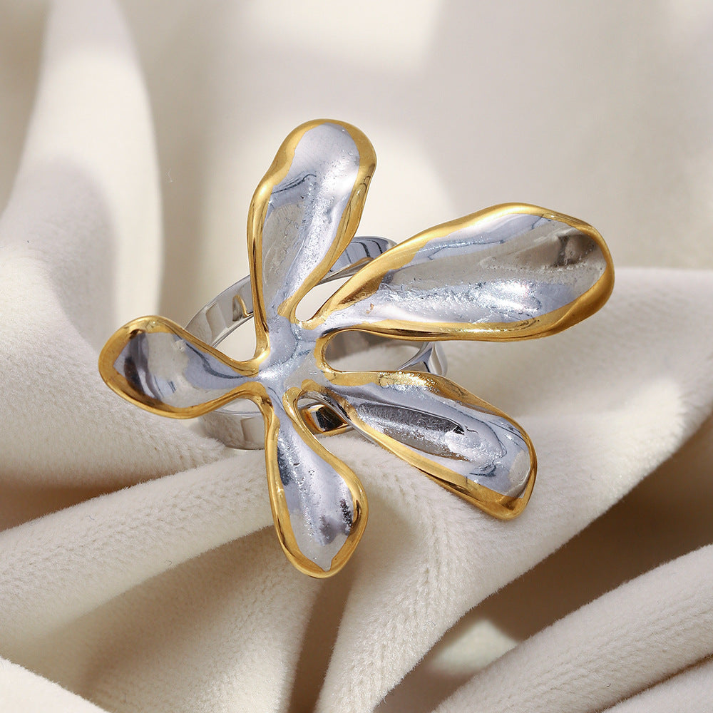 Anello da donna di lusso in acciaio inossidabile placcato oro 18 carati con design floreale creativo