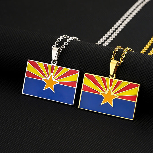 Collana con pendente di lusso, minimalista, geometrica, bandiera dello stato dell'Arizona, in acciaio inossidabile con finitura smaltata, unisex