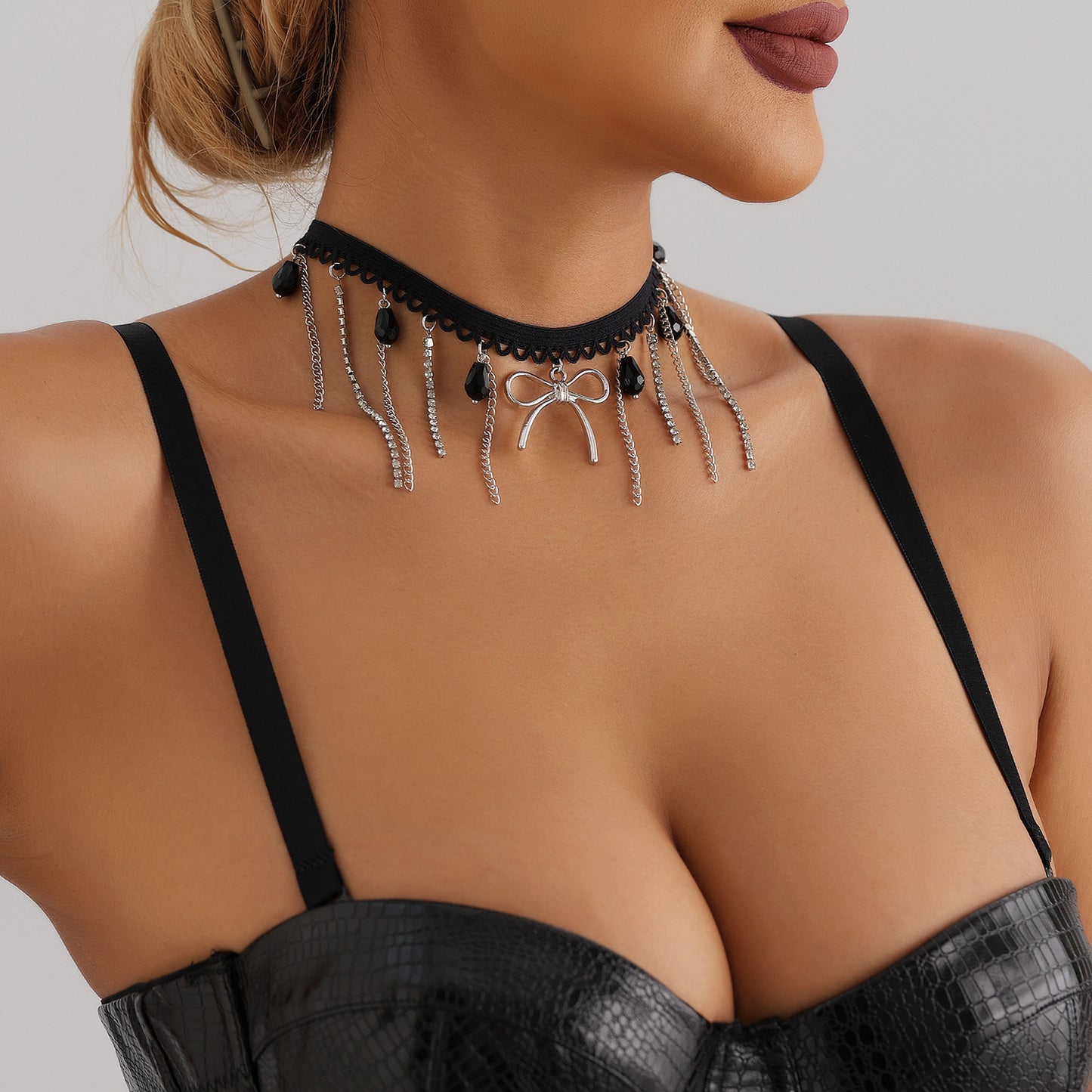 Dark Gothic Ribbon Bow Pendant Necklace for Women with Plated Alloy Charm and Delicate Clavicle Chain