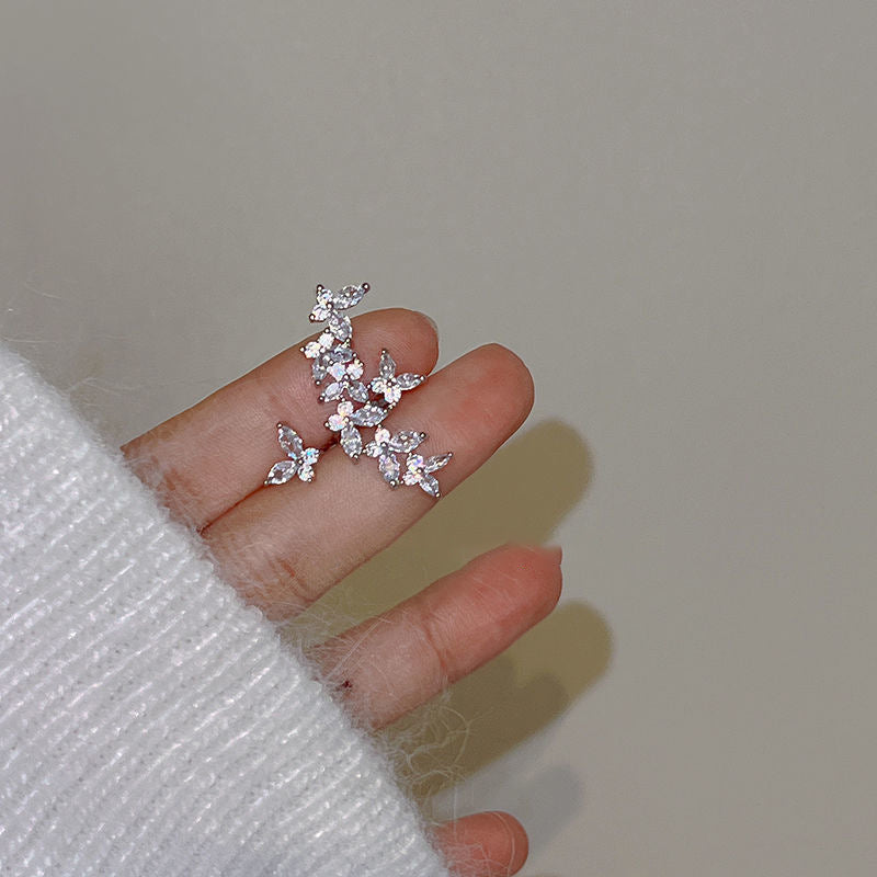 Eleganti Orecchini a Farfalla con Zirconi Intarsiati in Rame con Perni in Acciaio Inossidabile per Donna