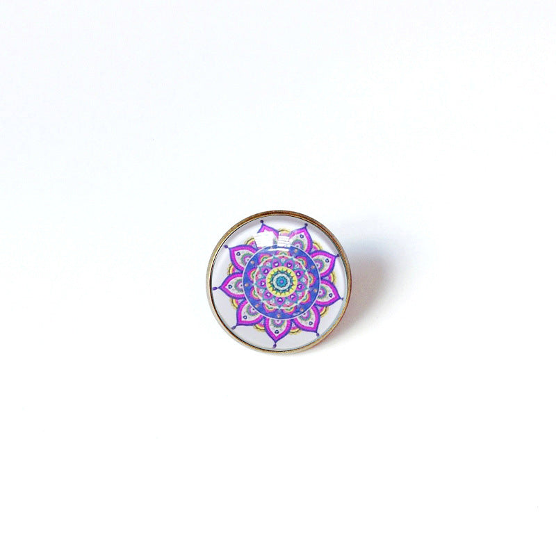 Broche floral vintage bohemio de mandala en latón con acabado chapado para mujeres y hombres